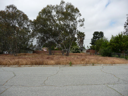 Raro 0,36 acres disponible en Banning, CA