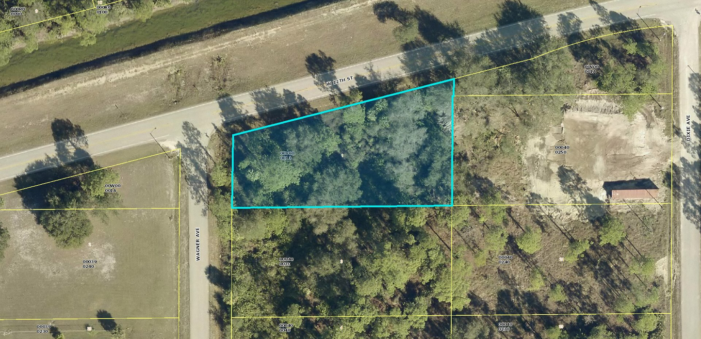 Beautiful 0.454 Acre Corner Lot For Sale in Lehigh Acres, FL!