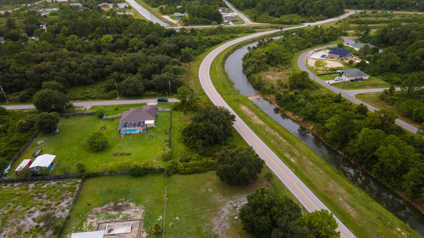 Amazing 0.398 Acre Corner Lot Available for Sale in Lehigh Acres, Florida!