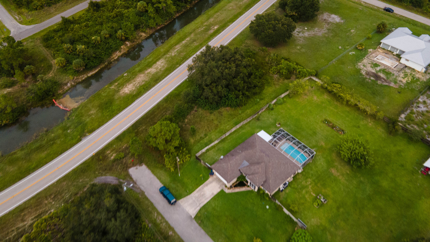 Amazing 0.398 Acre Corner Lot Available for Sale in Lehigh Acres, Florida!