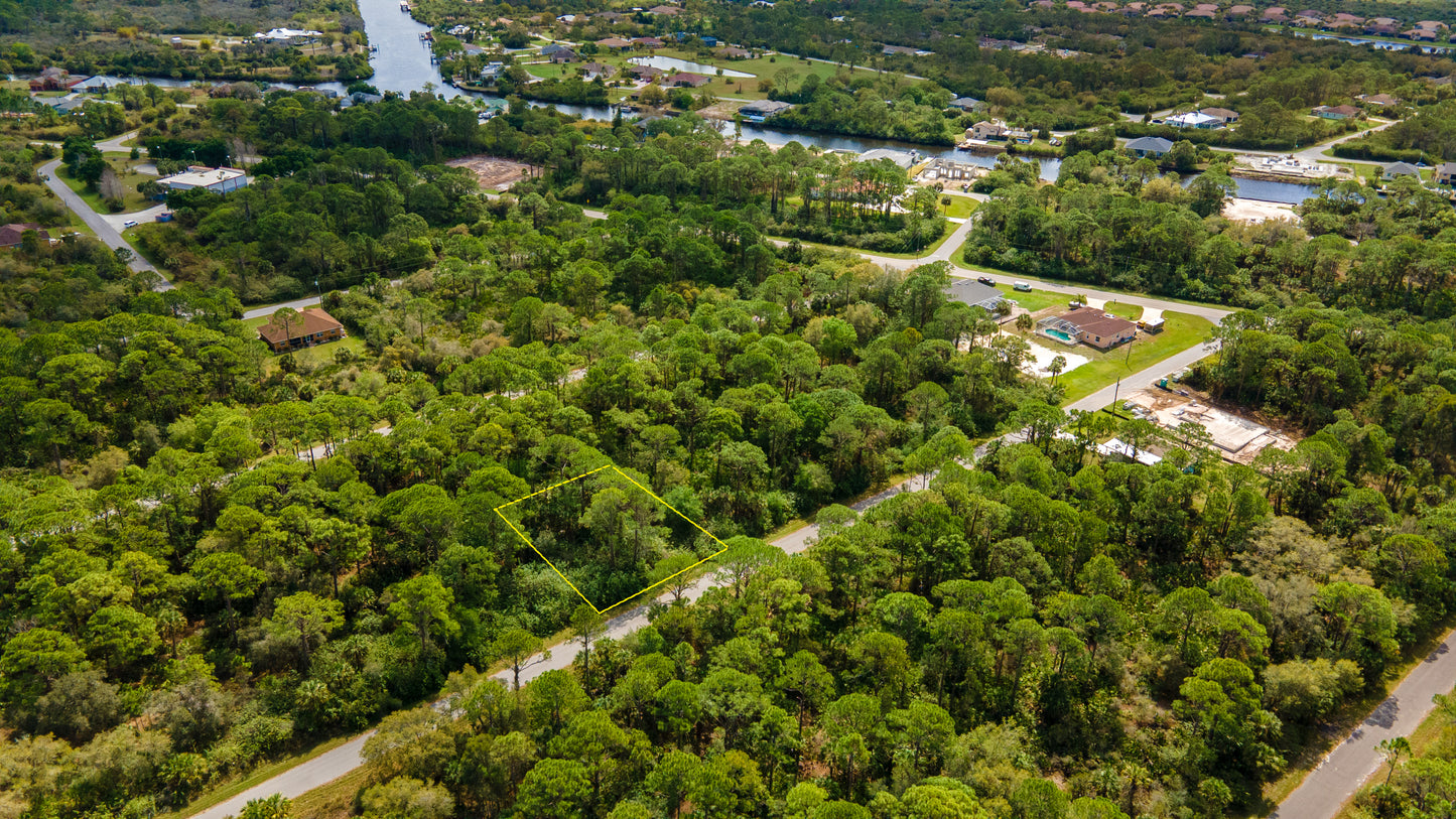 CHARLOTTE COUNTY 0.23 ACRE LOT FOR SALE!